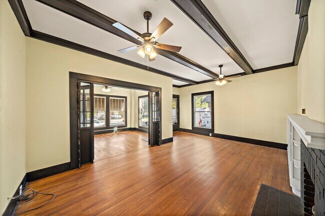 Photo - 811 Sul Ross St Unit 2