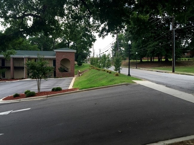 Highland Park Apartments