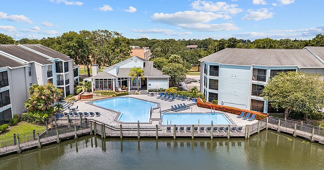 Building Photo - Haven at Waters Edge Rental