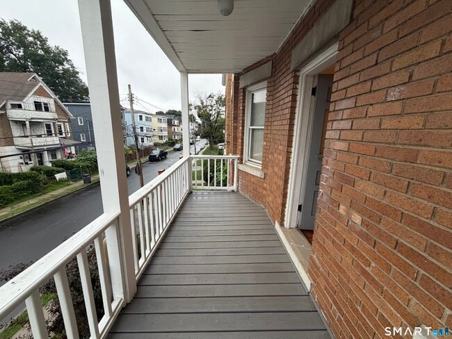 Photo - 79 James St Unit 2