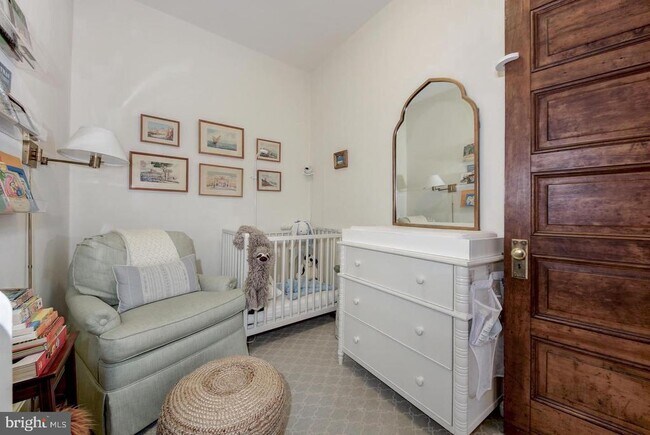 Photo - 1622 29th St NW