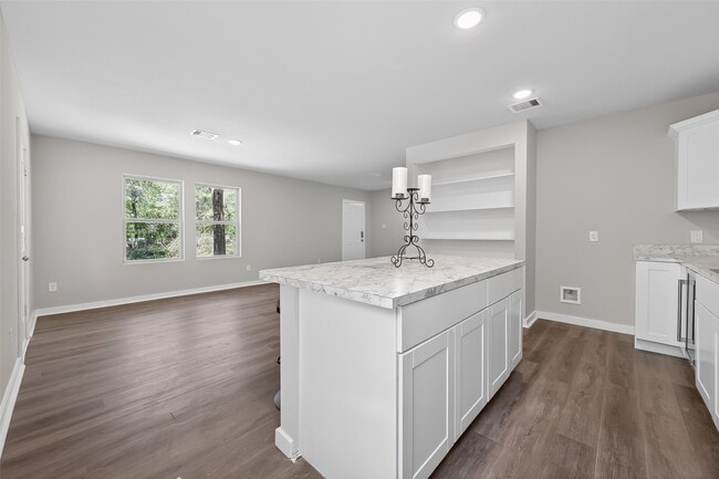 Photo - 154 Lakeview Dr