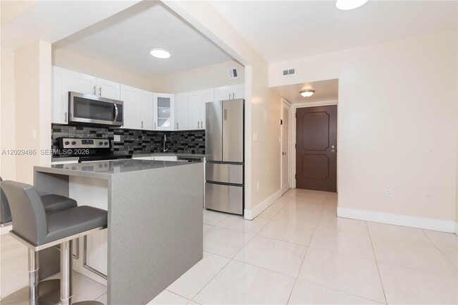 Photo - 300 NW 42nd Ave Unit 411