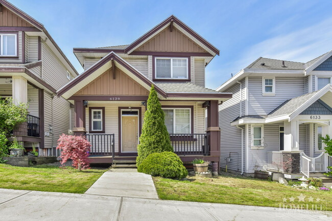 Building Photo - Bright 2-Bedroom Basement Suite in Sullivan-  All Utilities Included Unit Basement