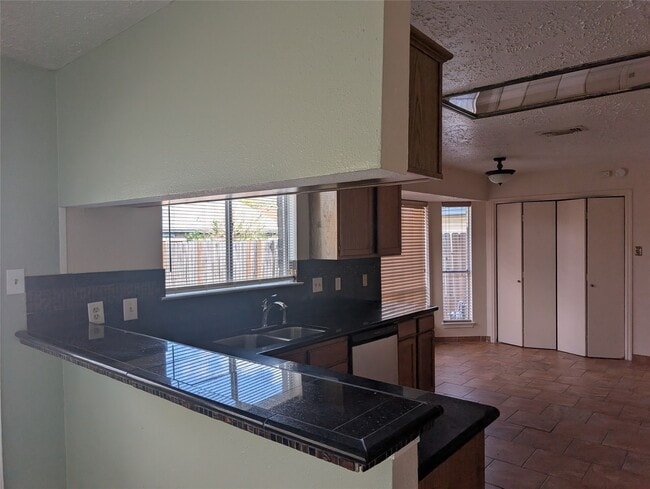 Photo - 2026 Sandy Knoll Dr