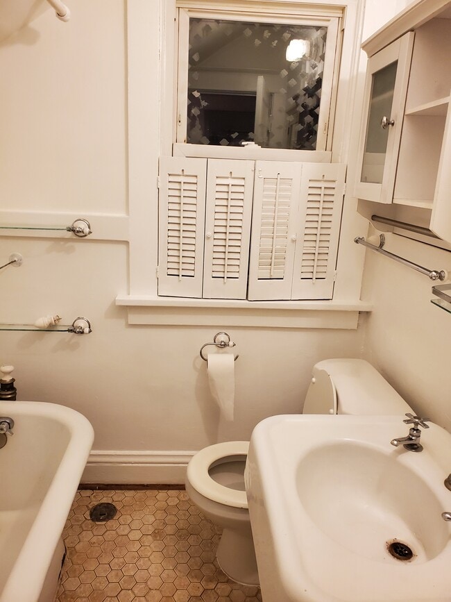 Photo - 6113 Arbor St