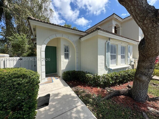 Building Photo - 4273 NE 10th Ct