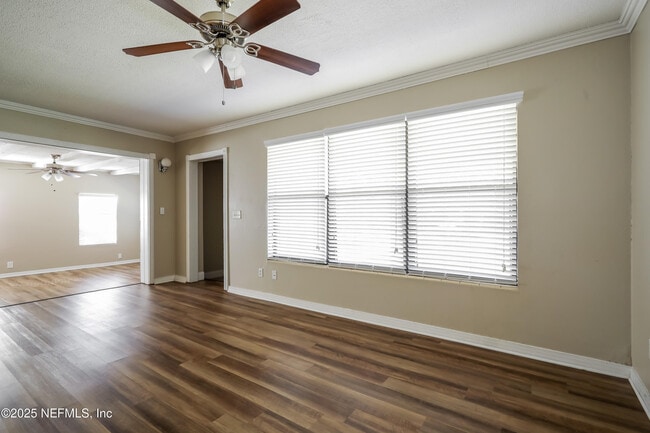 Photo - 2233 Bourget Dr