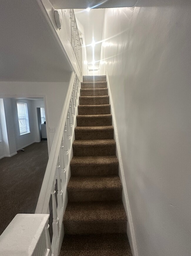 Photo - 2135 W Spencer Ave