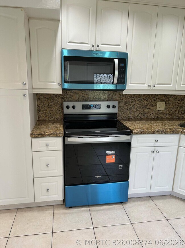 3300 Spanish Moss Terrace Unit 103