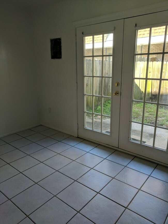 Photo - Beautiful 2/1.5 townhome in Long Beach, MS