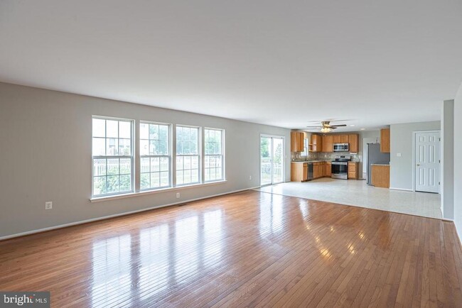 Photo - 8 Mintwood Dr