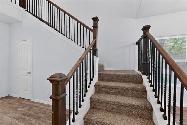 Photo - 5838 Humbert Ave