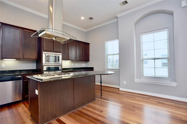 Photo - 114 Heights Blvd