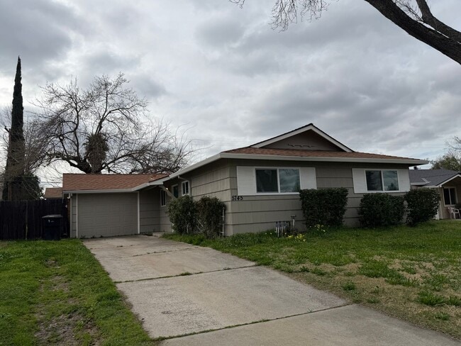 Photo - Remodeled 3 bedroom 1 bath house