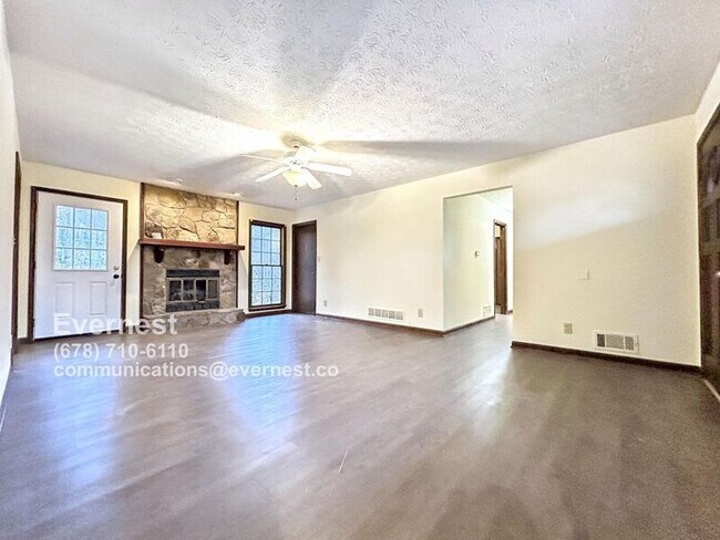 Photo - 316 Scarlett Ln