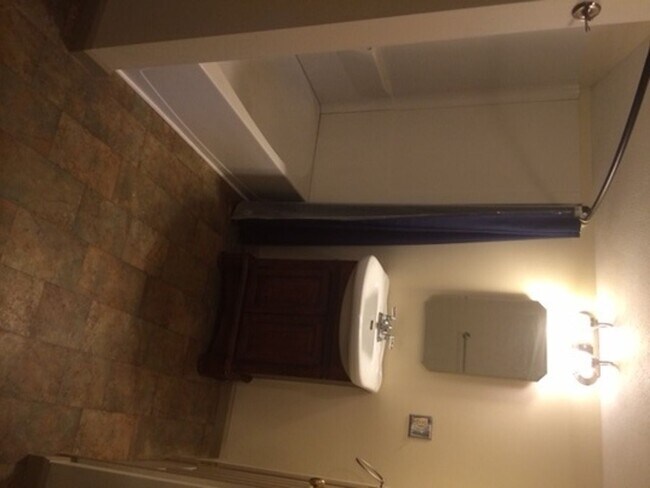 Photo - 356 Arch St Unit 356 1/2