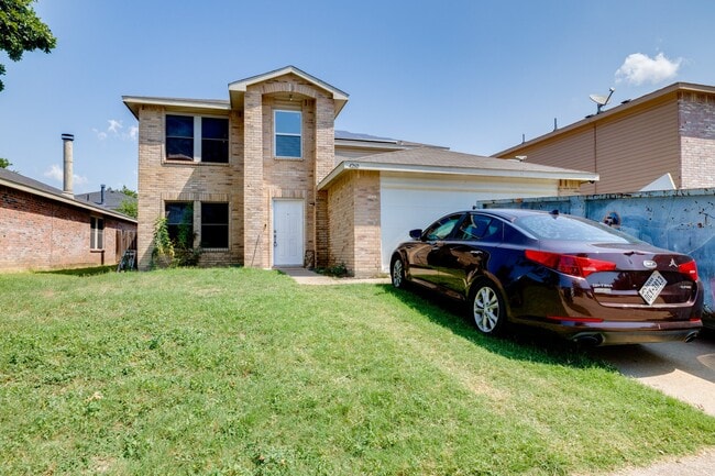 Building Photo - 4260 Meadowknoll Dr