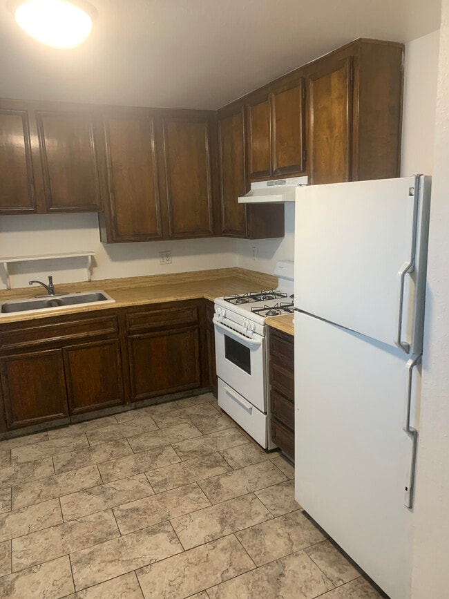 Photo - 2213 Peppermint Dr