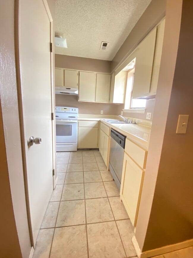 Photo - 1408 Christy Dr Unit C