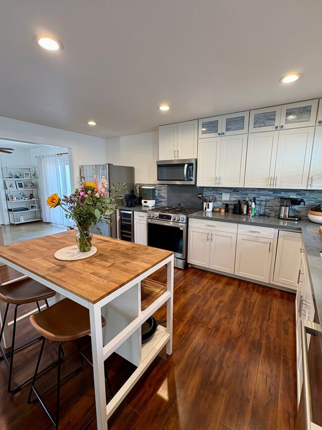 Photo - Imperial Beach - THE PERFECT BEACH COTTAGE 2 Bedroom / 2 Bath - Large lot! Don't Miss out!