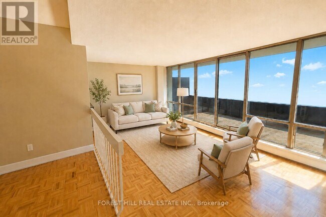 Photo - 470 Sentinel Rd