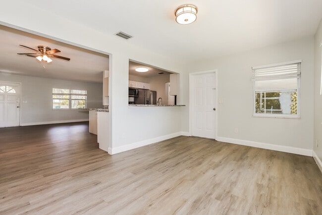 3 Bedroom Home with Private Pool in Inverness