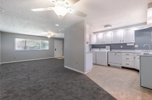 Photo - 1841 Mattis Dr