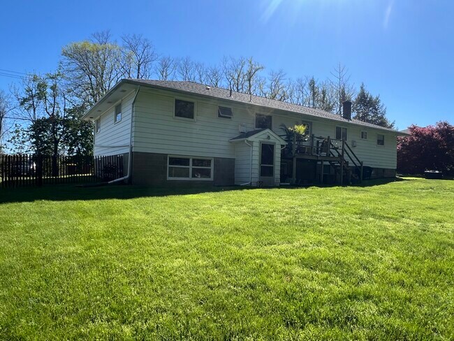 Photo - 1615 Maple Hill Rd Unit 2