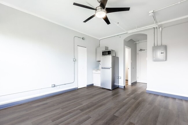 5401 Cornell by 3L Living