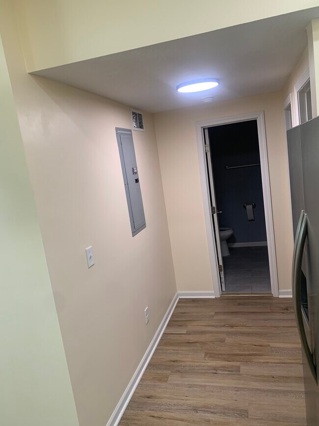 Photo - 6800 E 58 St