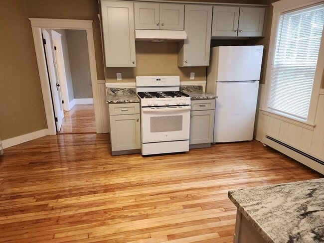 Photo - 63 Fifth Ave Unit 1