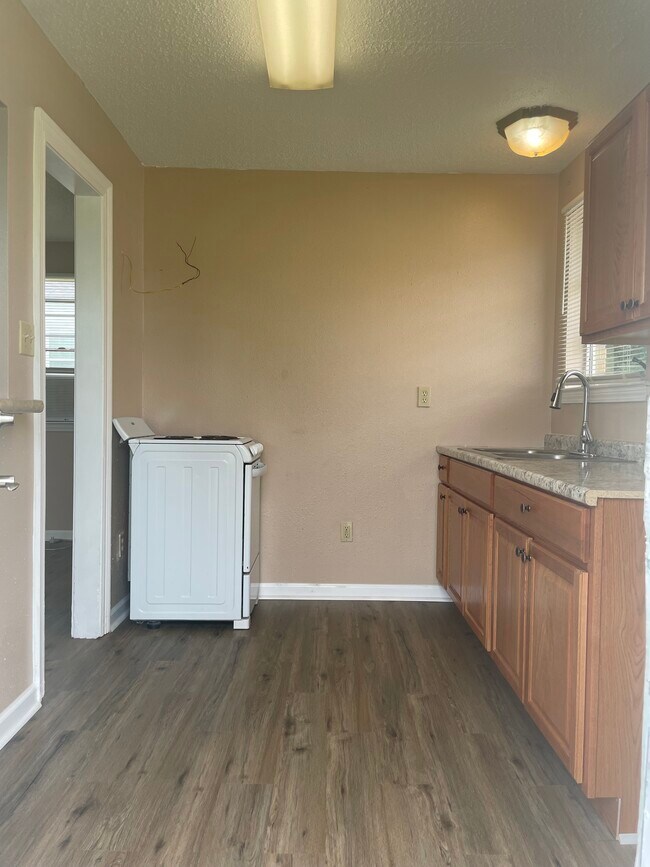 Photo - 7927 Danube Rd Unidad 7927