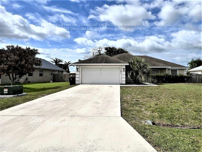 Photo - 1080 SW McCoy Ave