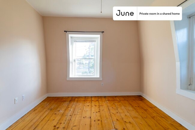 Photo - Room in Shared 2 bed/1 bath home Unit A