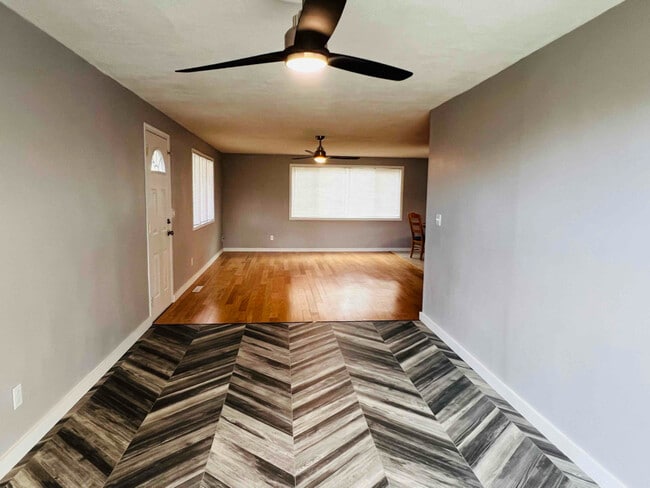 Photo - 6127 N Regal St