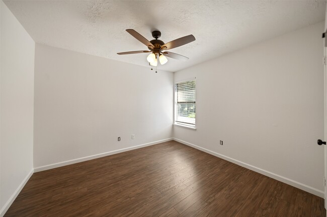 Photo - 20291 Sunny Shores Dr