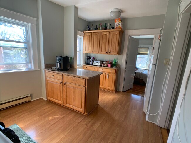 Photo - 1504 Commonwealth Ave Unidad 3