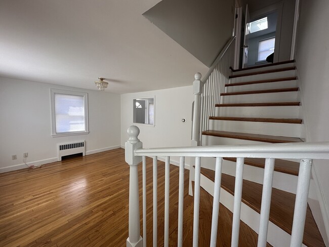 Photo - 206 Adams St