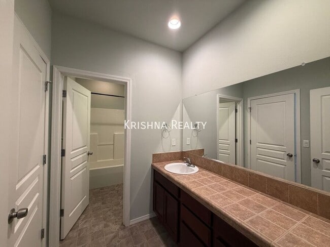 Photo - 19076 SW York St
