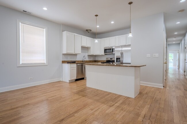 Photo - 5408 S Michigan Ave Unit 2S