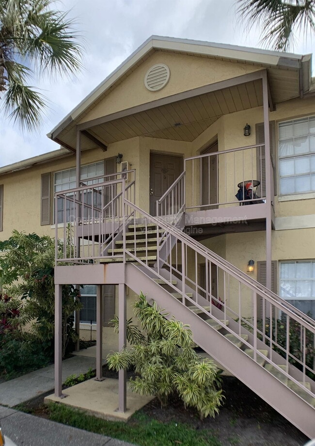 Photo - 3651 N Goldenrod Rd Unit B109