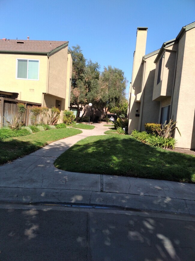 Photo - 15921 Rhodolite Ct