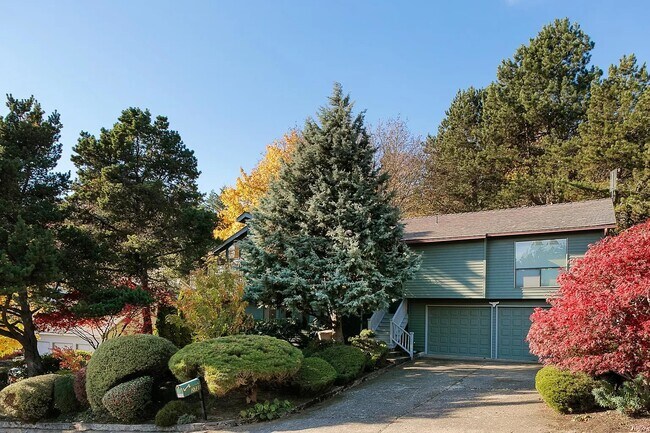 Photo - 2731 SW Bucharest Ct