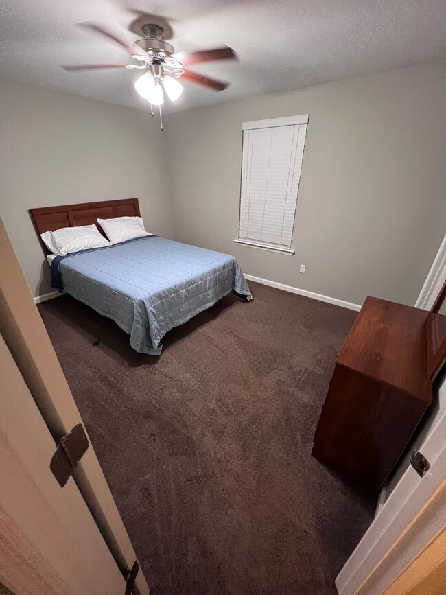 Photo - 1928 Corvallis Ave