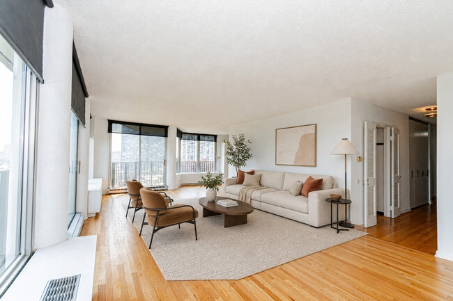 Photo - 4170 N Marine Dr Unit 13A