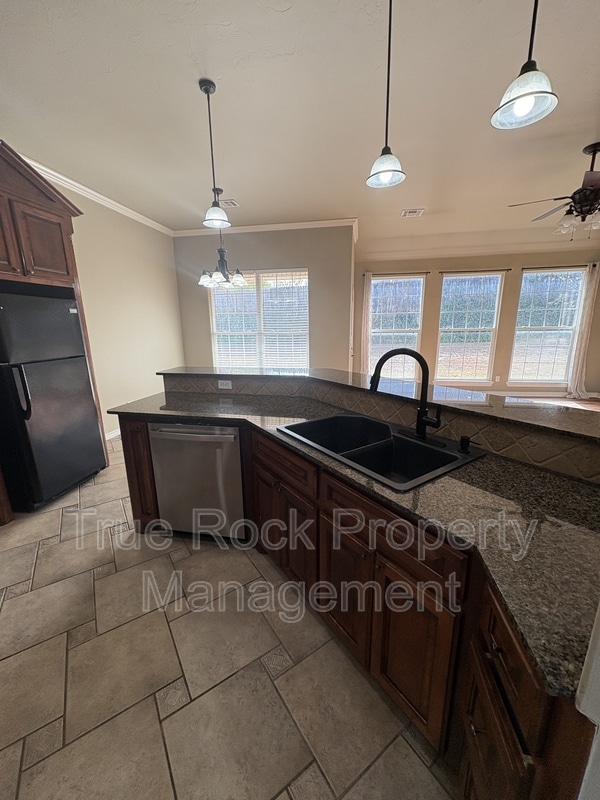 Photo - 817 Cypress Dr