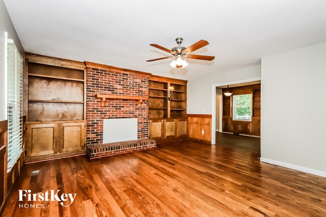 Photo - 6917 Forest Manor Dr