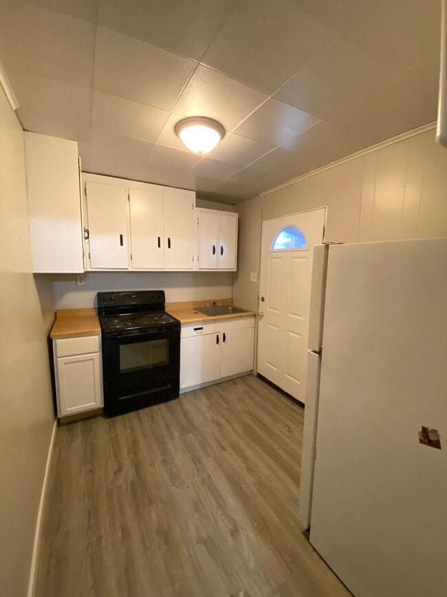 Photo - 321 Caroline St Unit 2 Upper