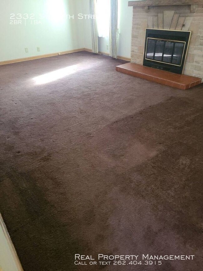 Photo - 2 Bedroom Lower Duplex.  MTM Lease only!